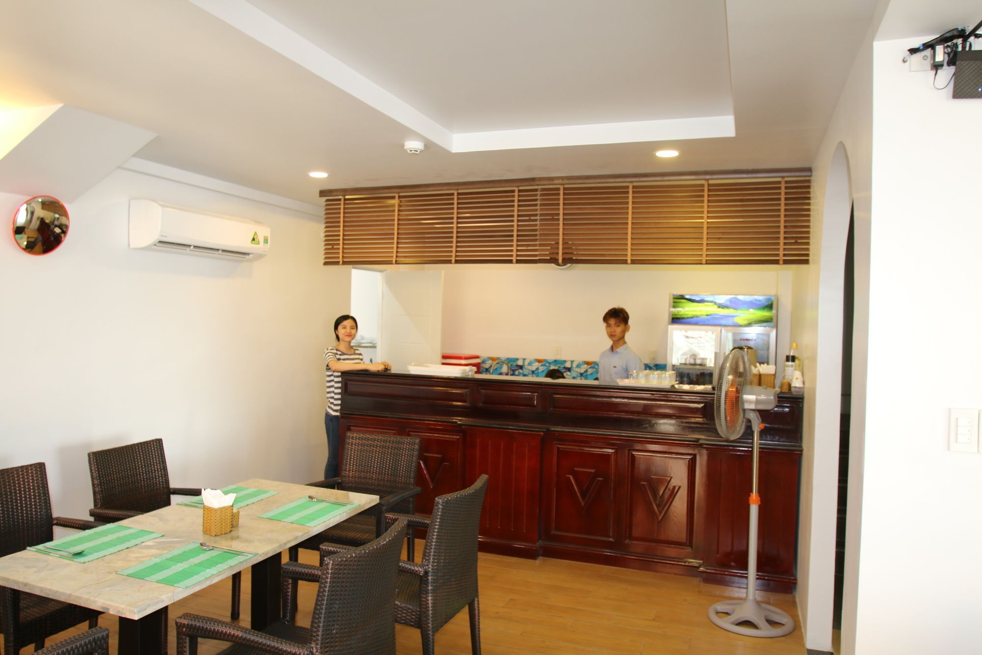 Khách sạn Victorian 3*